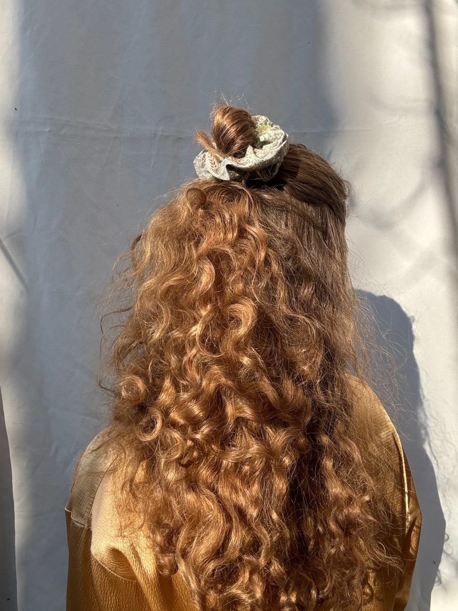 Scrunchie - Grünes Paisley mit Glitzer