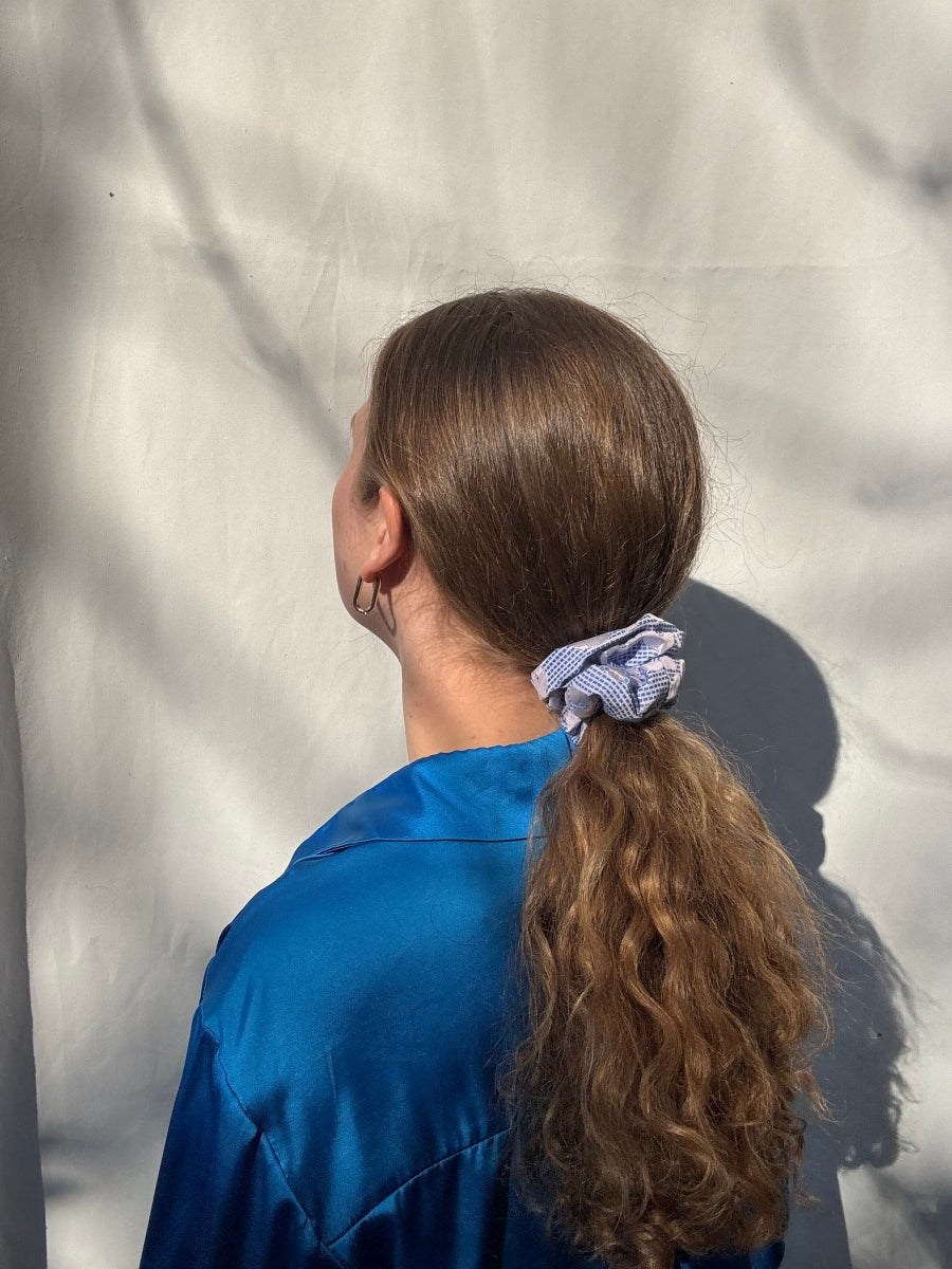 Scrunchie - Shiny Blau-Rosa