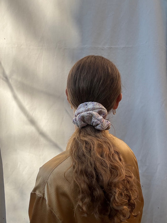 Scrunchie - Weiß-Flieder Jacquard