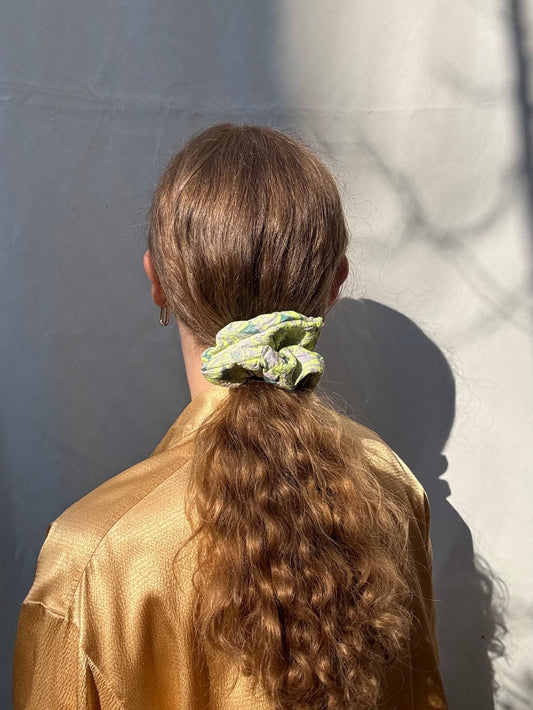 Scrunchie - Grüne Blumen