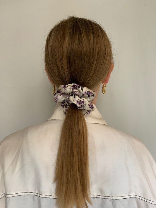 Scrunchie - Flieder Blumen
