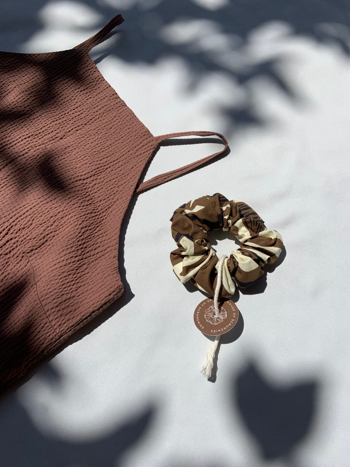 Scrunchie - Brown/White Exotic