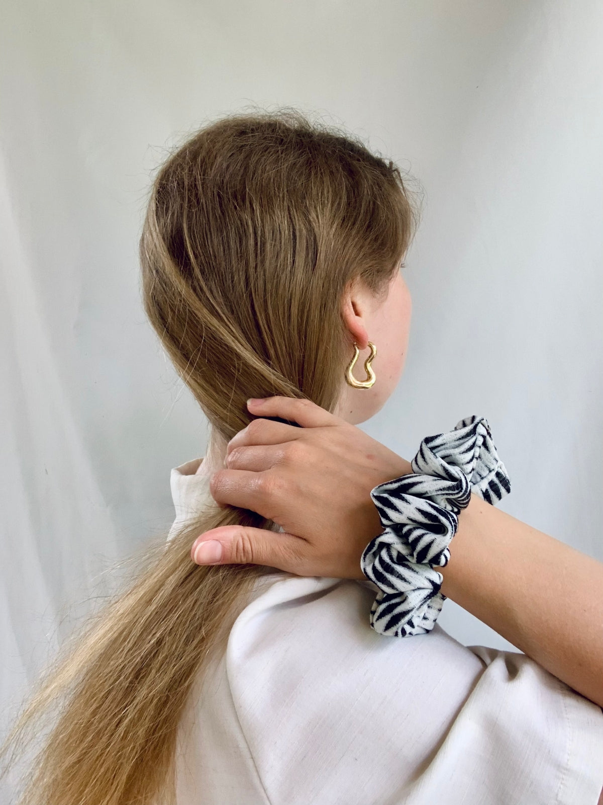 Scrunchie - Black/White Diamond