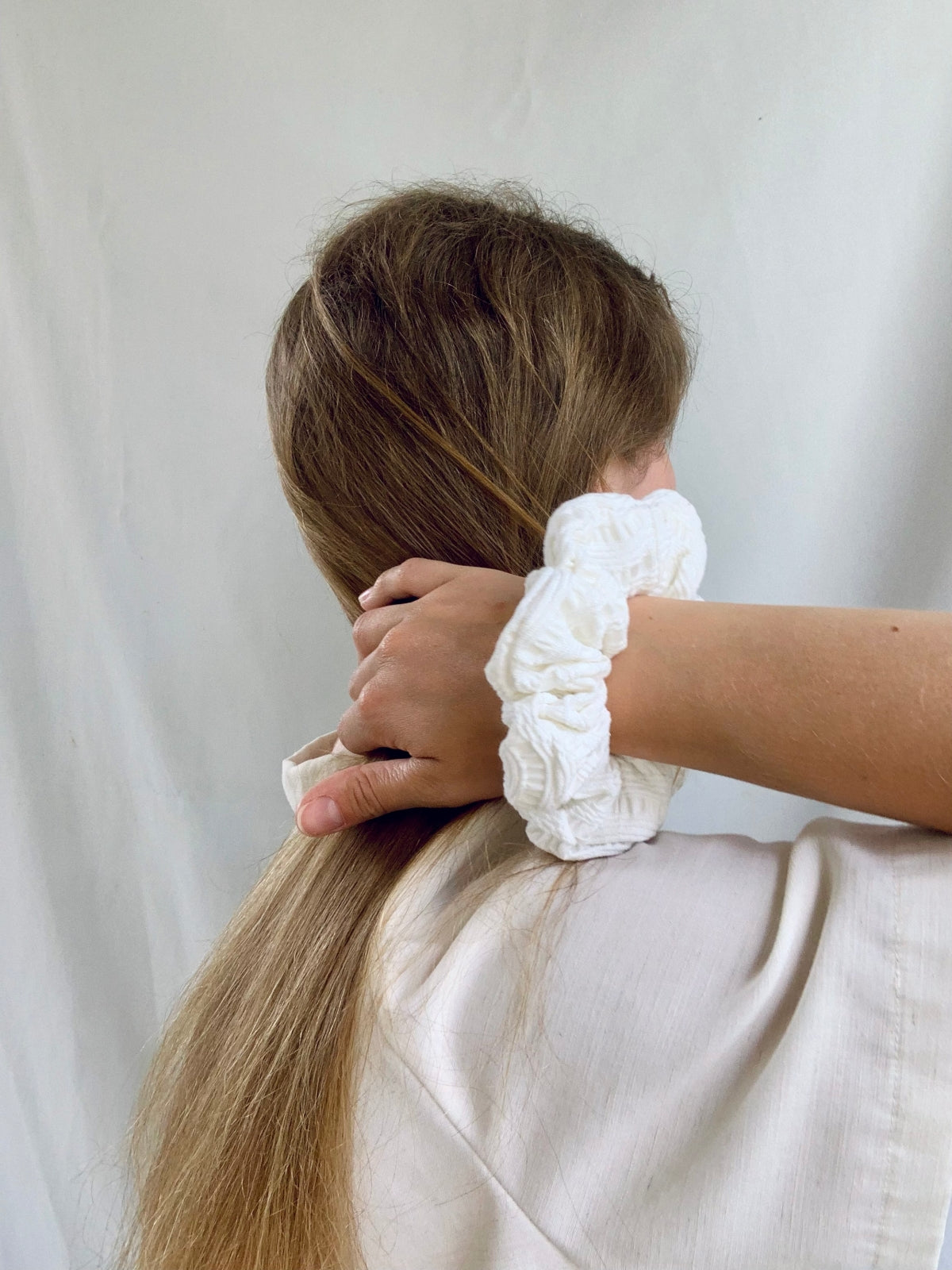 Scrunchie - White Lines