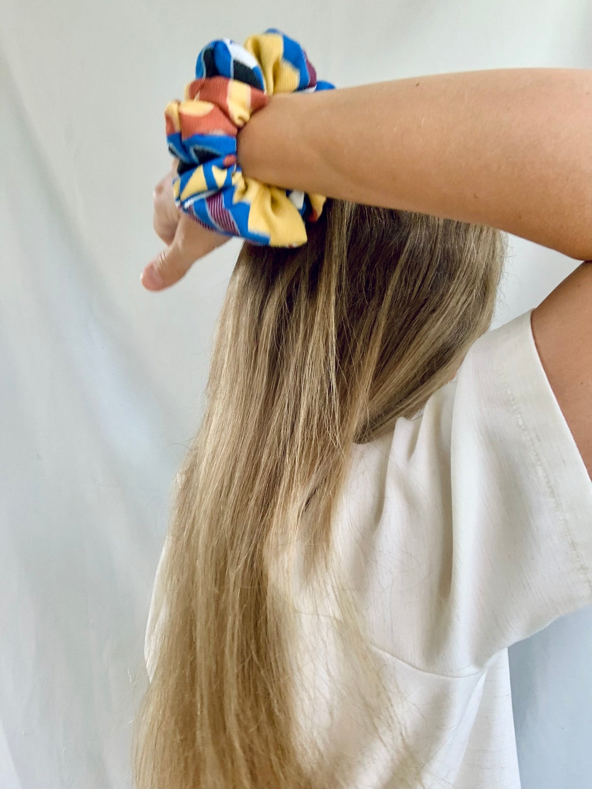 Scrunchie - Blue/Yellow Jaqucard