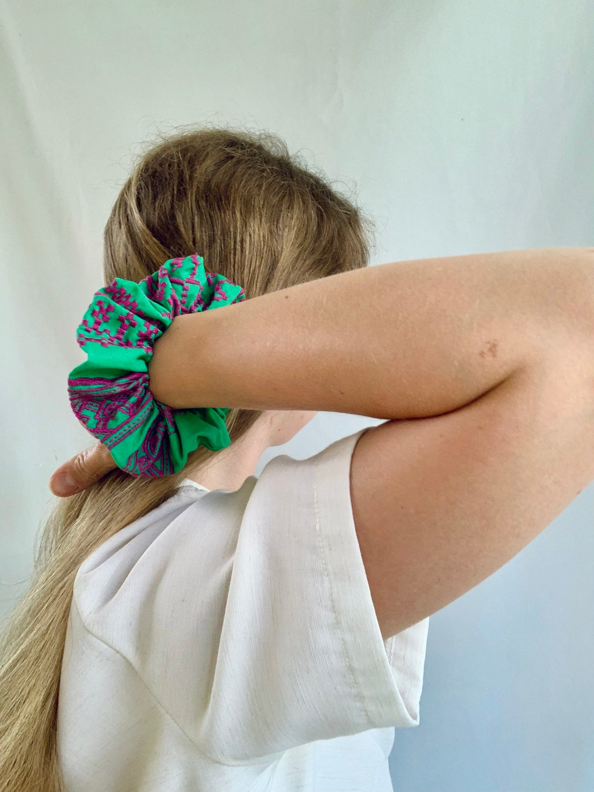 Scrunchie - Aztec Embroidery Green/Magenta