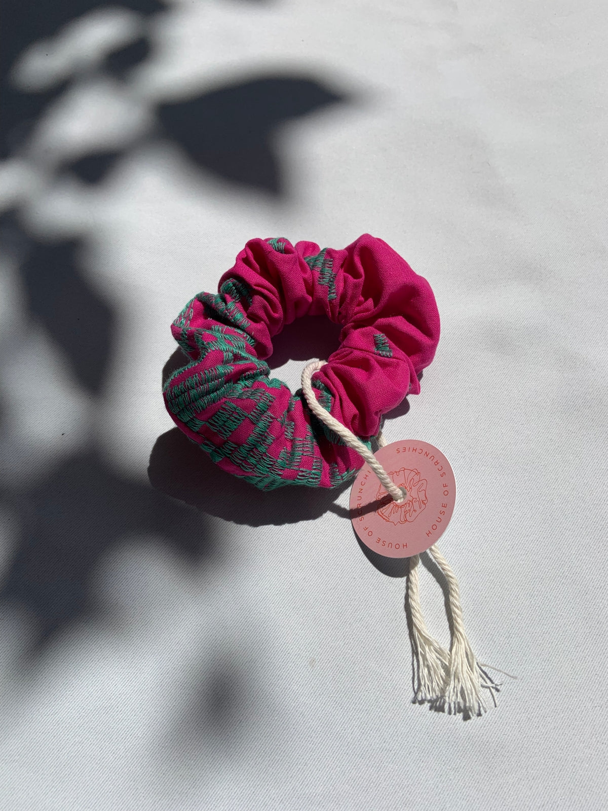 Scrunchie - Aztec Embroidary Pink/Green