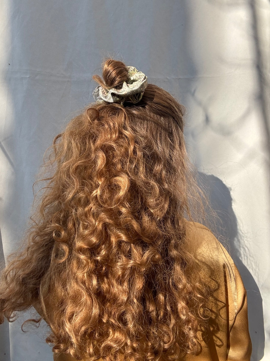 Scrunchie - Grünes Paisley mit Glitzer