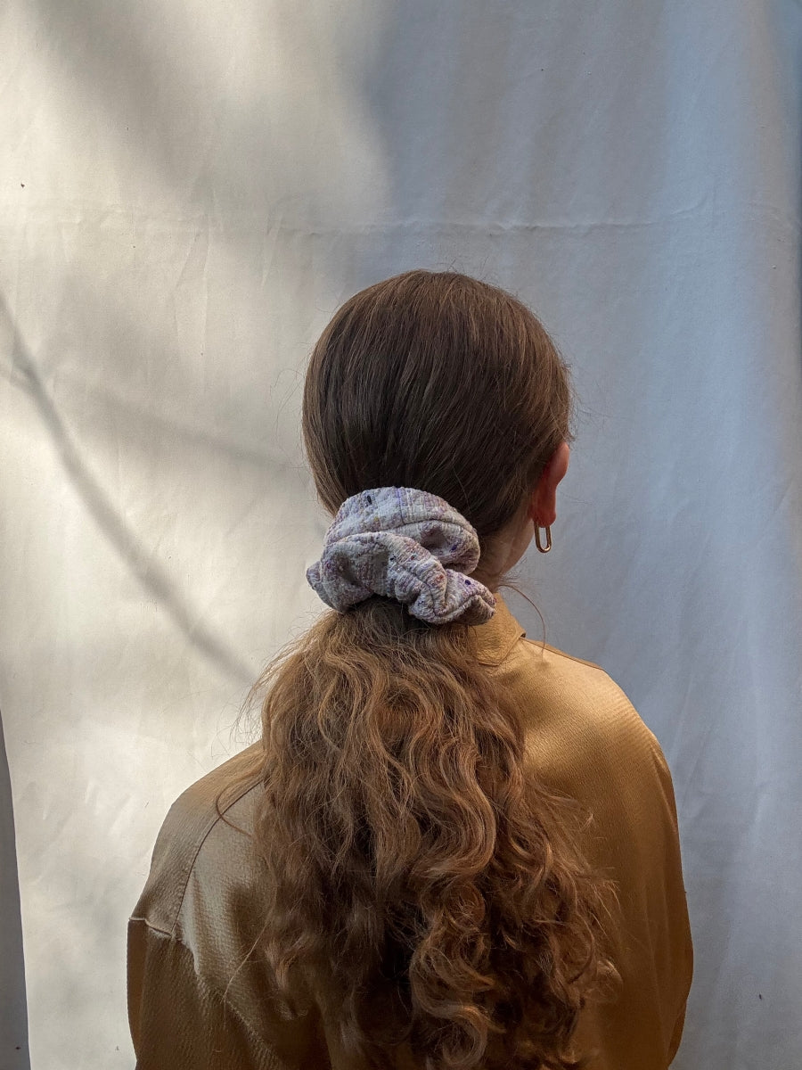Scrunchie - Weiß-Flieder Jacquard