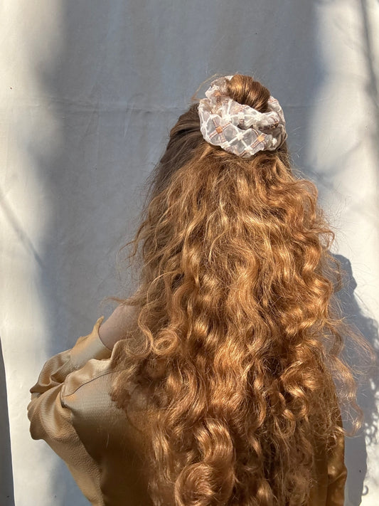 Scrunchie - Spitze Beige-Weiß Kariert