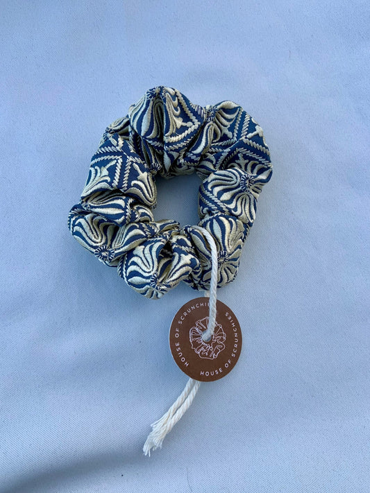 Scrunchie - Beige/ Blau Stickerei