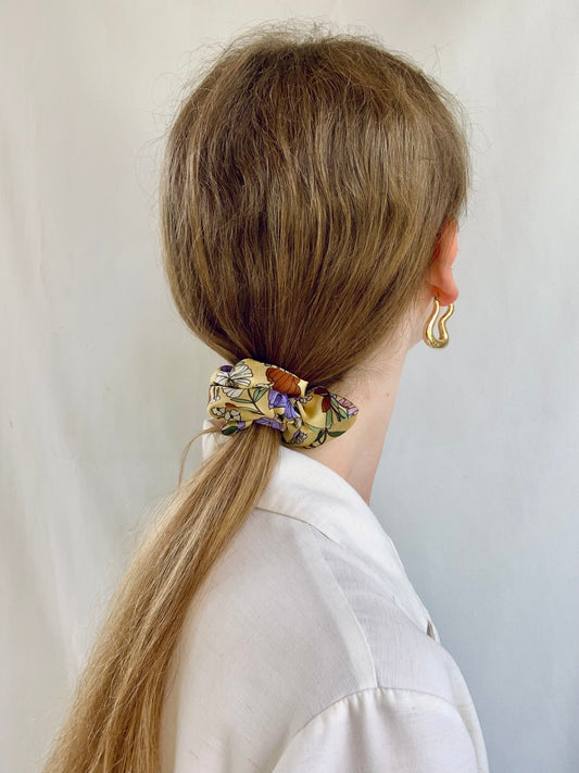 Scrunchie - Vintage Flower