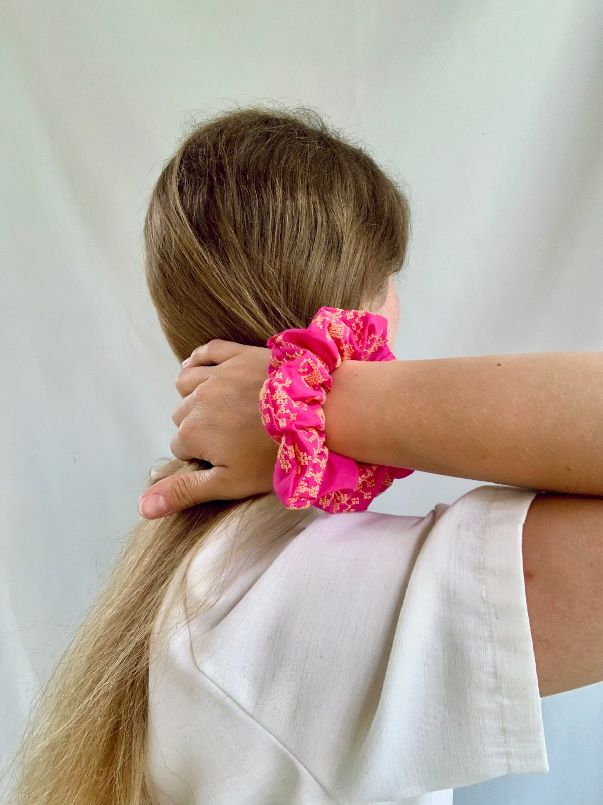 Scrunchie - Aztec Embroidery Pink/Orange