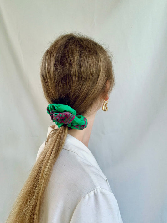 Scrunchie - Aztec Embroidery Green/Magenta