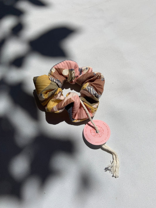 Scrunchie - Rose Padded